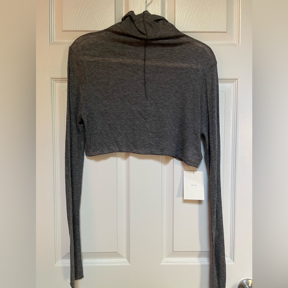✨NWT✨ OAK + FORT charcoal colored sheer turtleneck